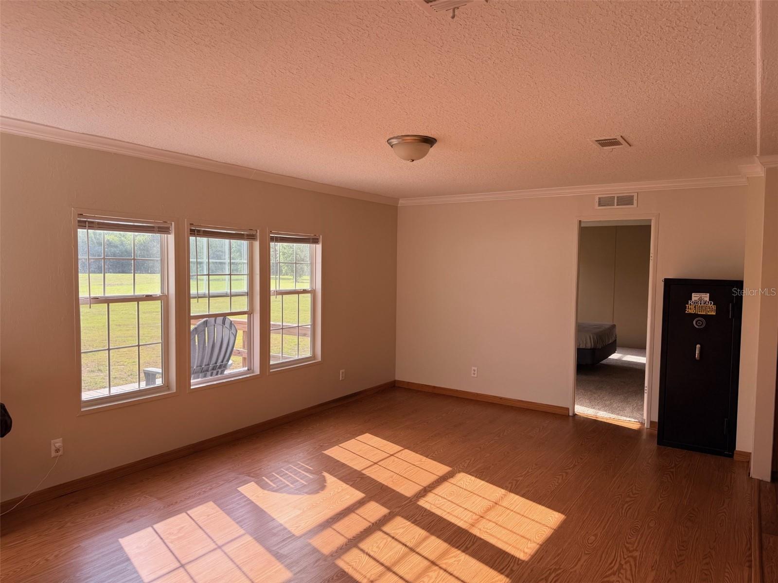 Image 2 of 30 For 10730 198th Terrace