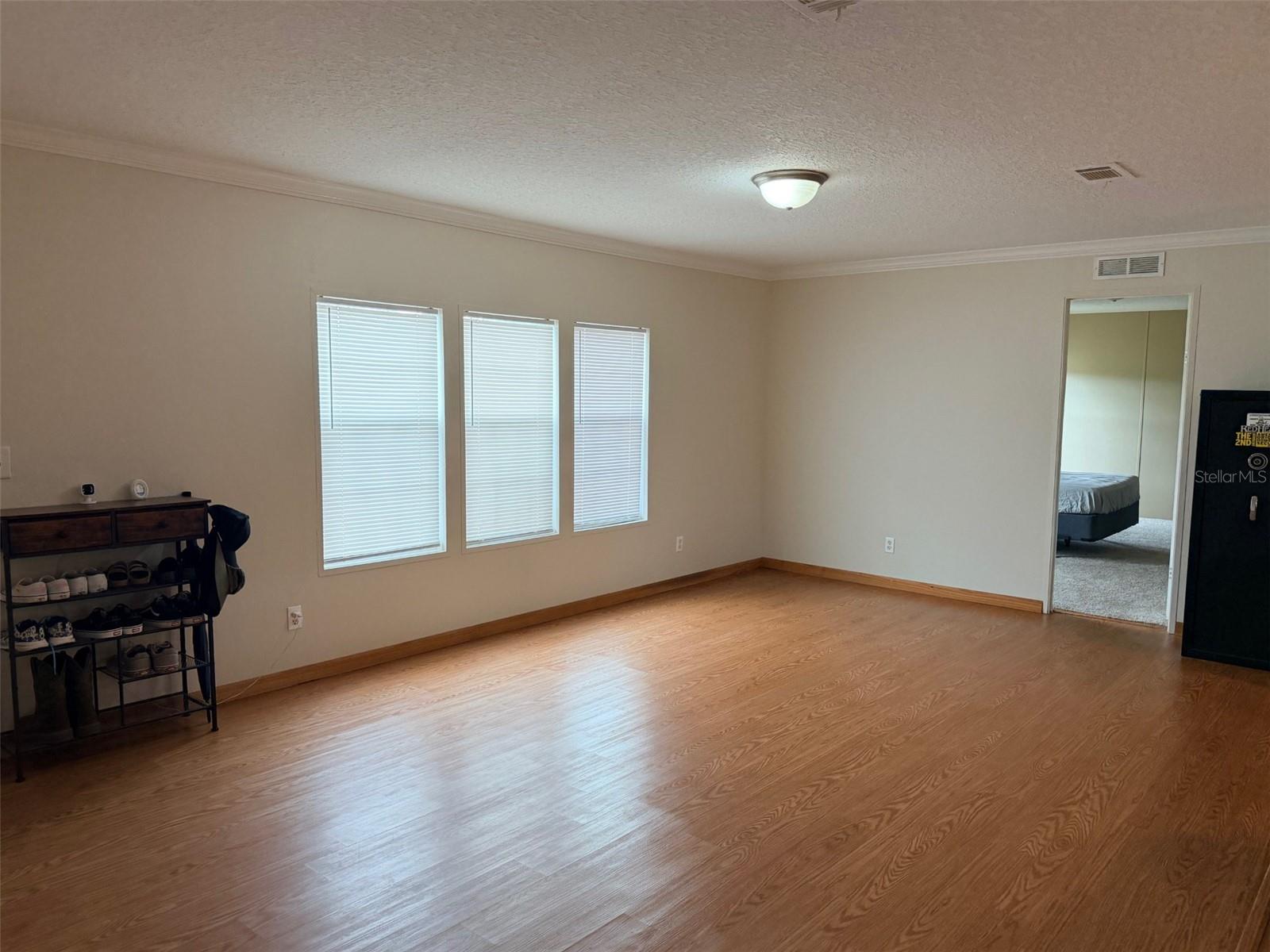 Image 6 of 30 For 10730 198th Terrace