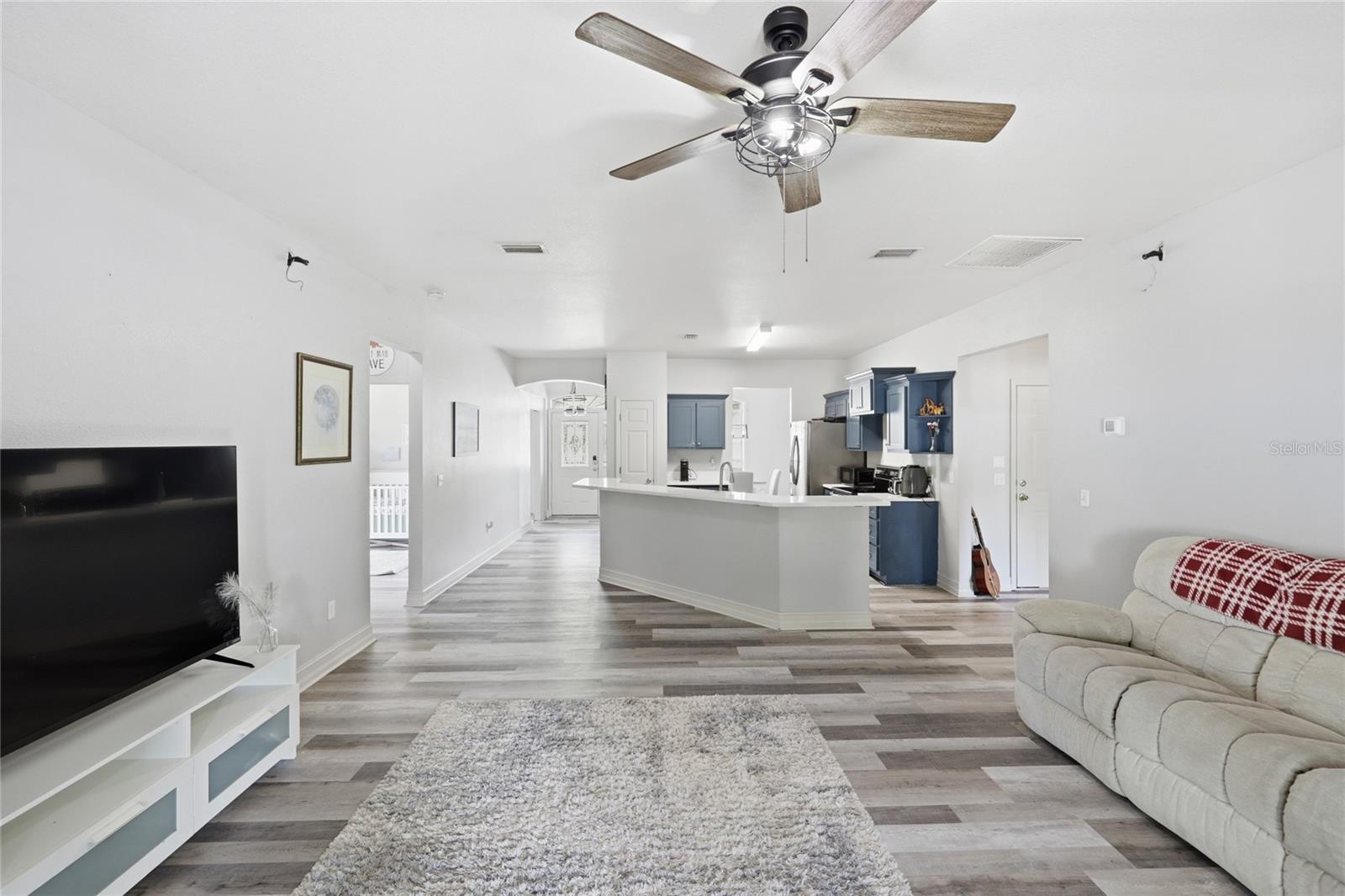 Image 21 of 75 For 2750 174th Street