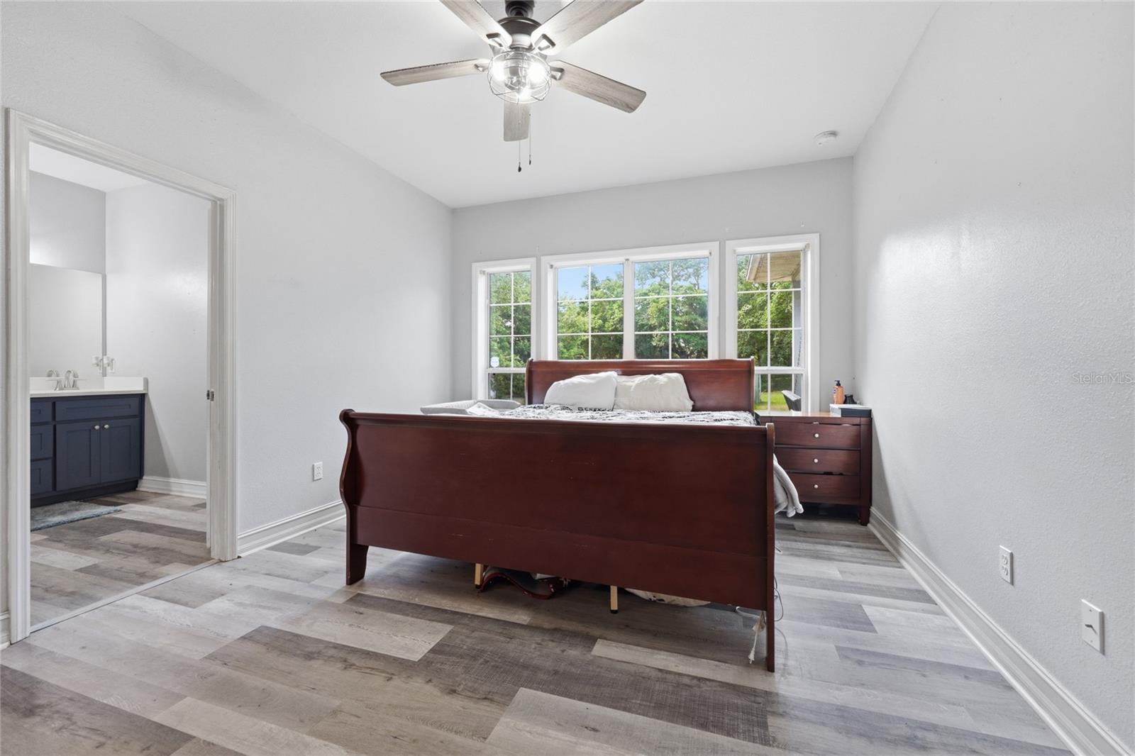 Image 37 of 75 For 2750 174th Street
