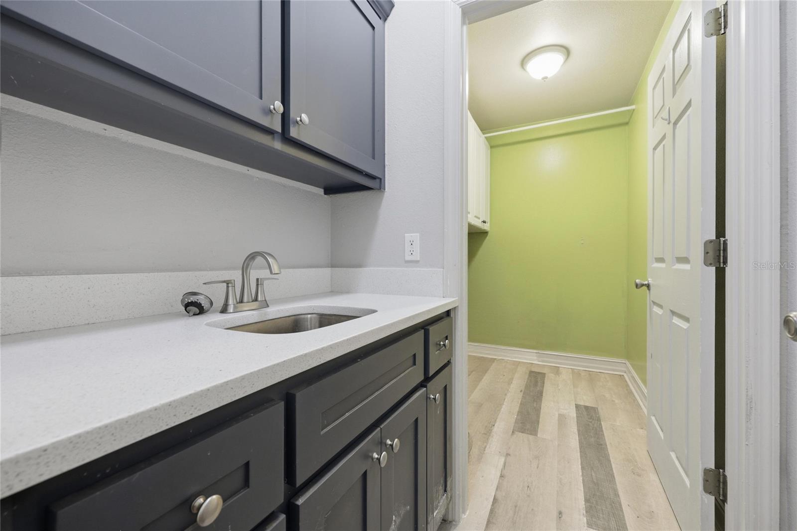 Image 45 of 75 For 2750 174th Street