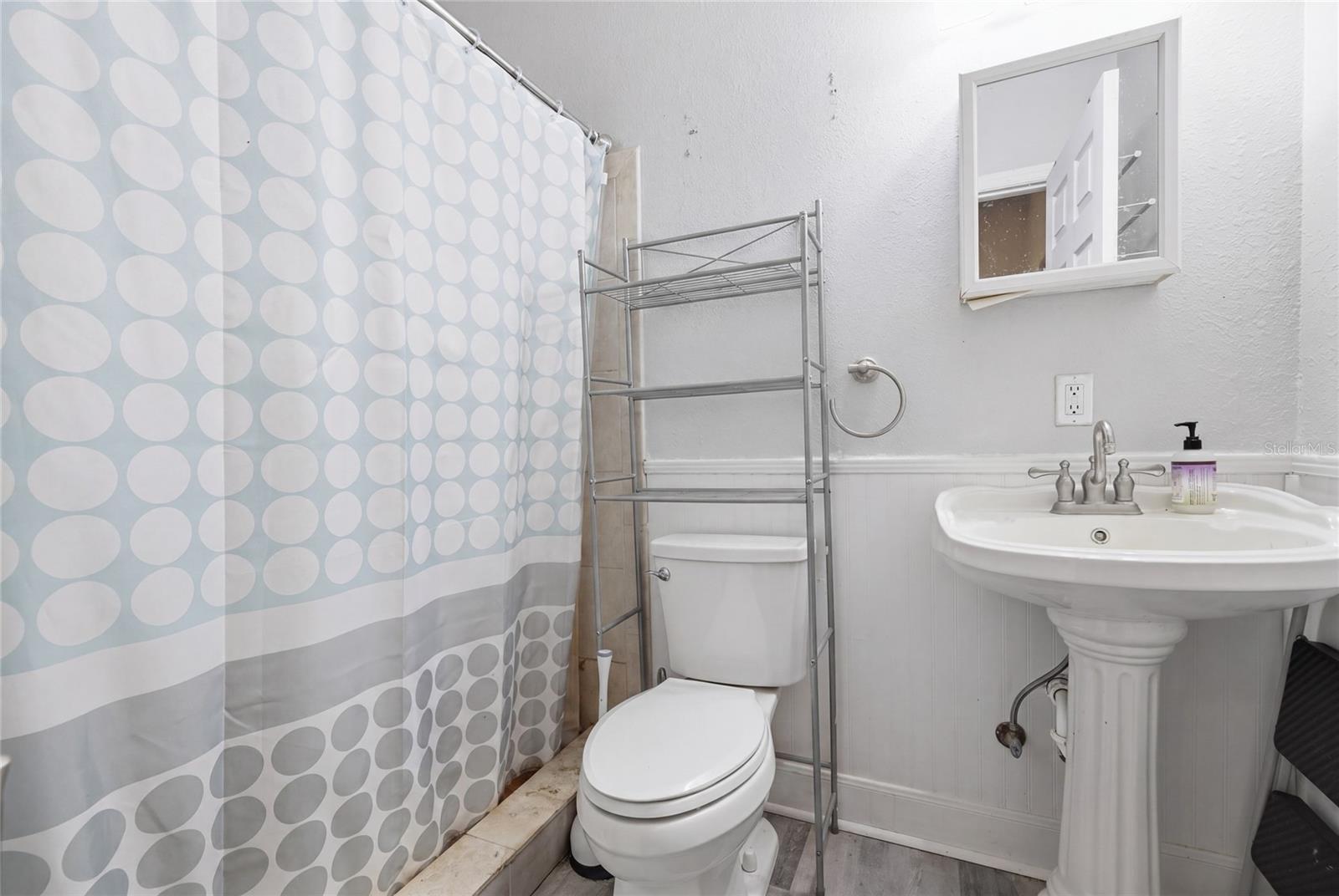 Image 55 of 75 For 2750 174th Street