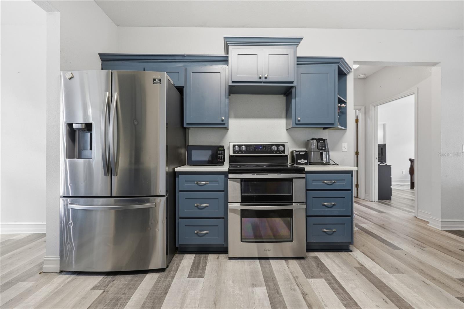 Image 6 of 75 For 2750 174th Street