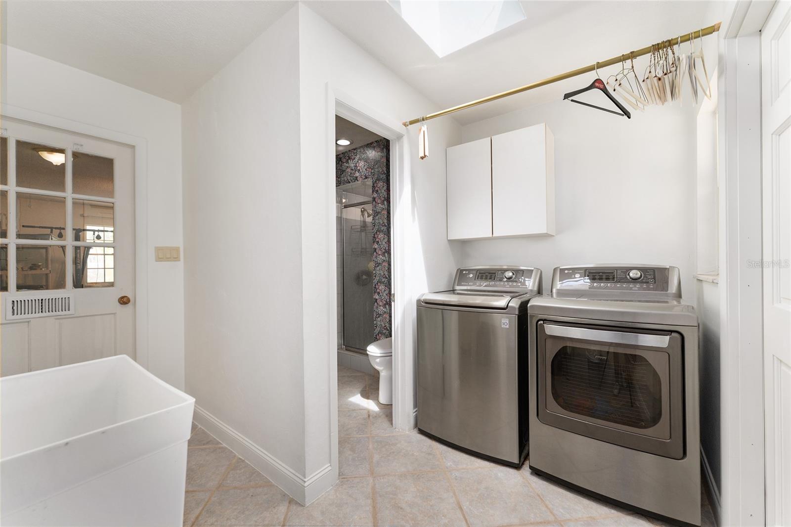 Image 23 of 40 For 1123 107th Terrace
