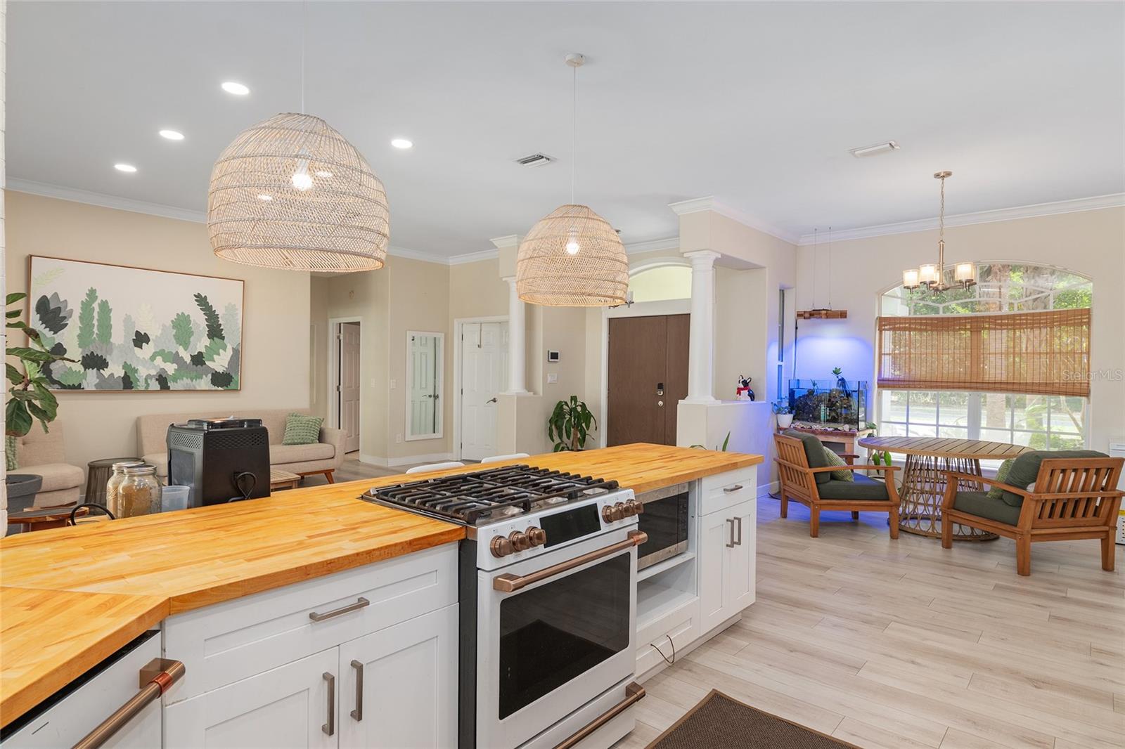 Image 18 of 46 For 5026 50th Terrace