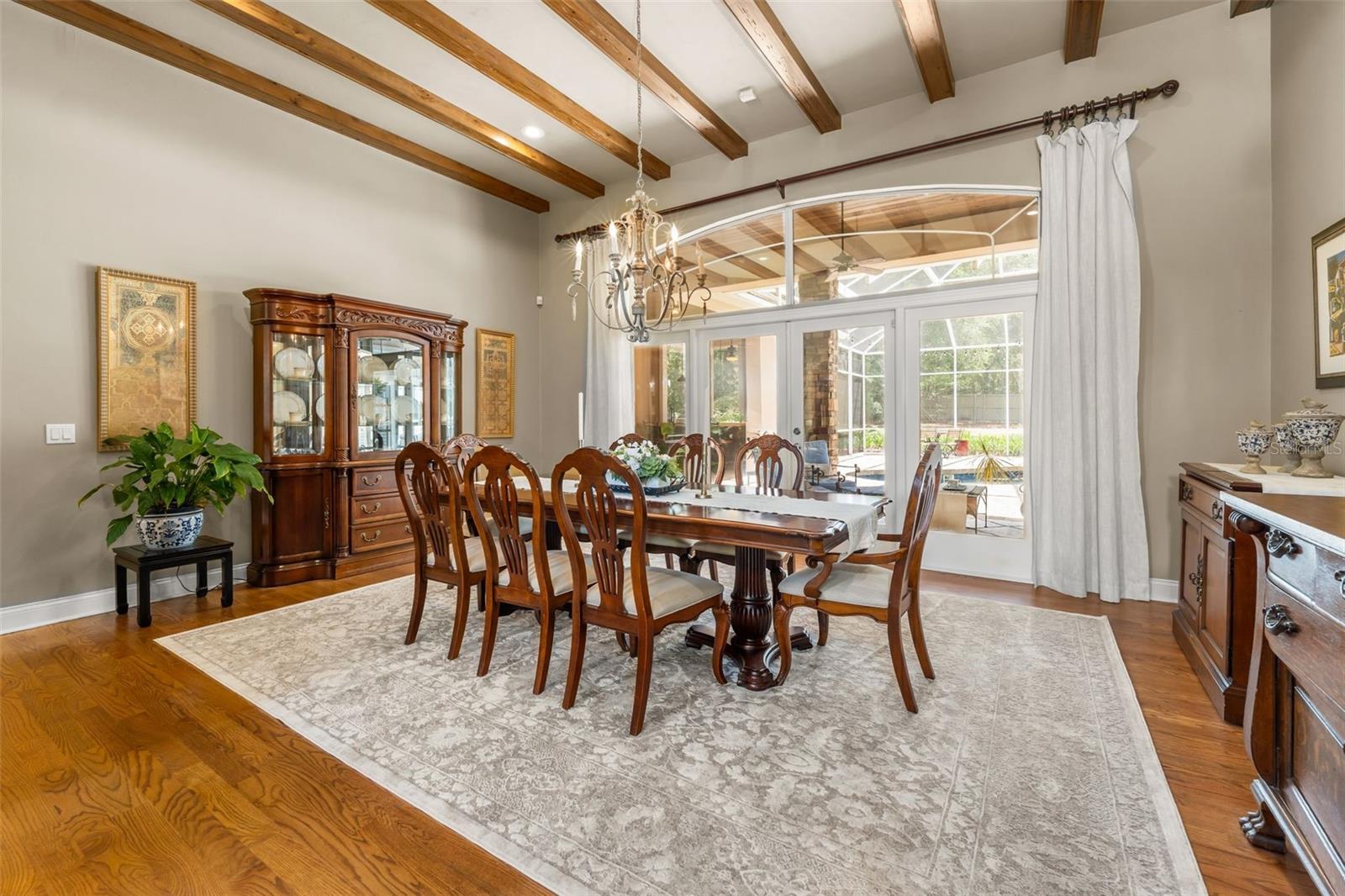 Listing photo id 1 for 3517 92nd Street