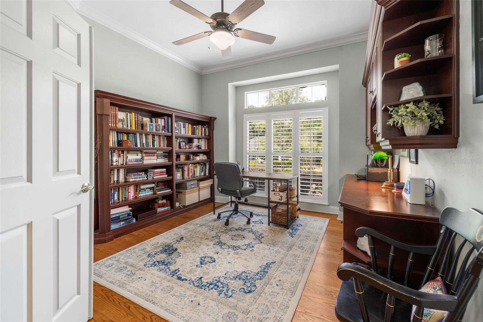 Listing photo id 30 for 3517 92nd Street