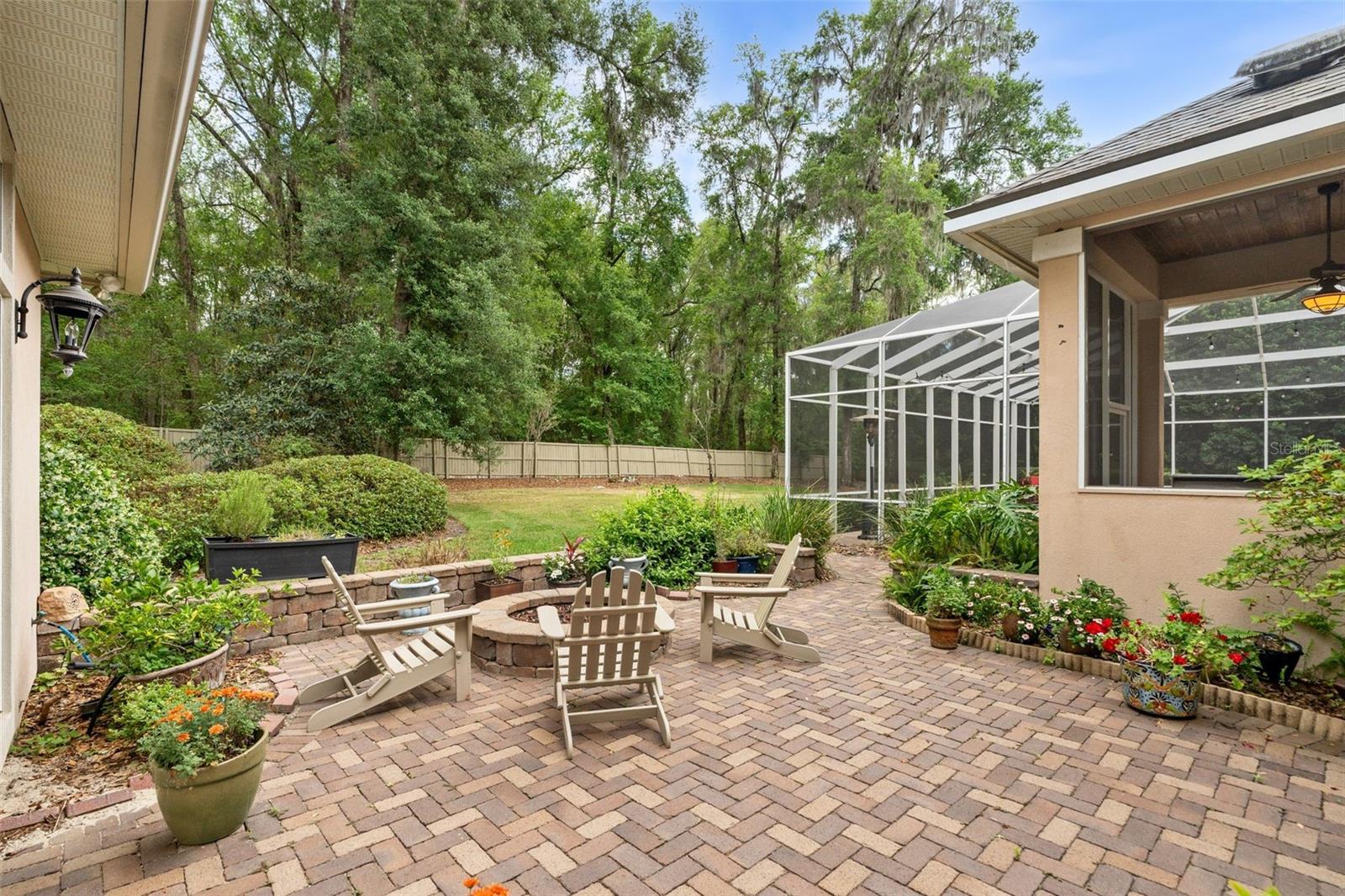 Listing photo id 37 for 3517 92nd Street