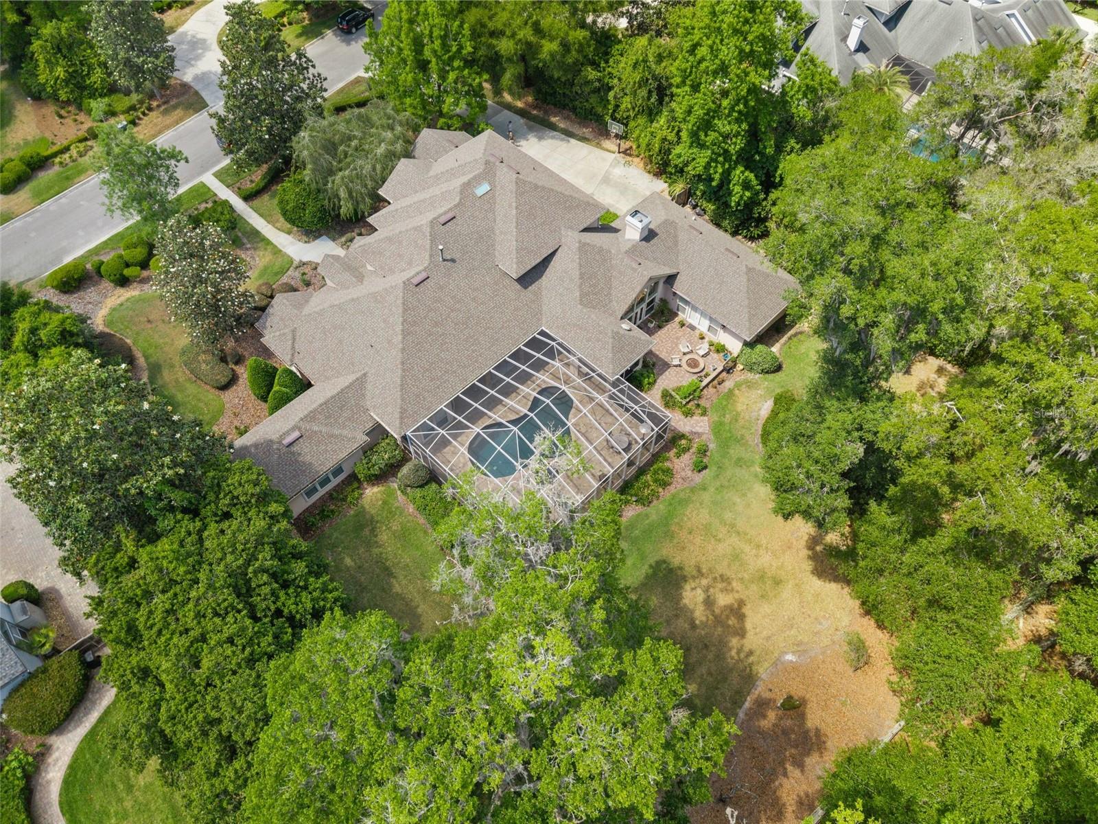 Listing photo id 65 for 3517 92nd Street