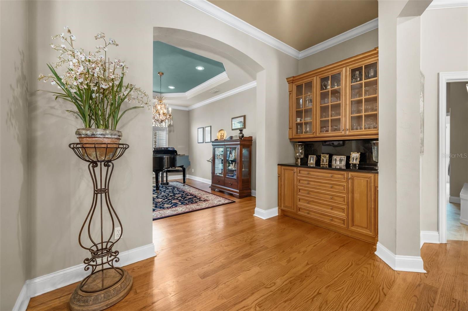 Listing photo id 5 for 3517 92nd Street