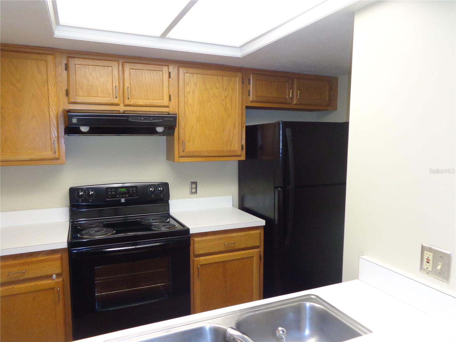 Image 7 of 25 For 5859 8th Place