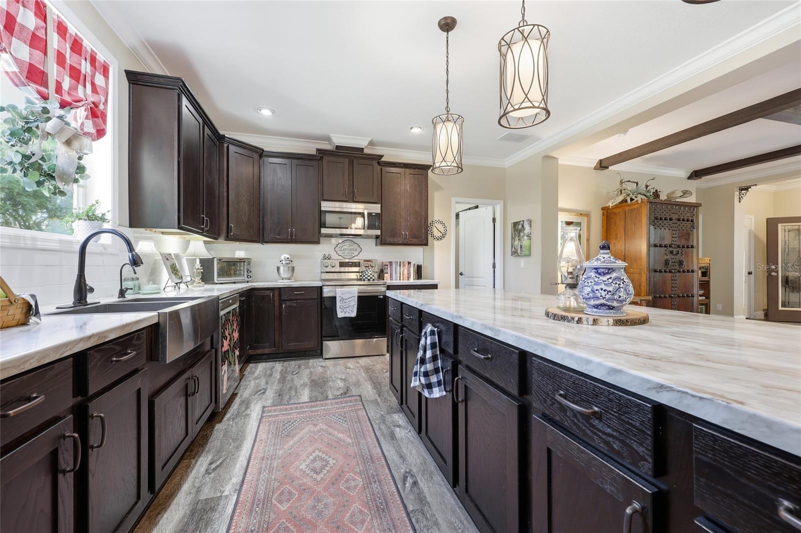 Image 18 of 52 For 22130 75th Avenue Road