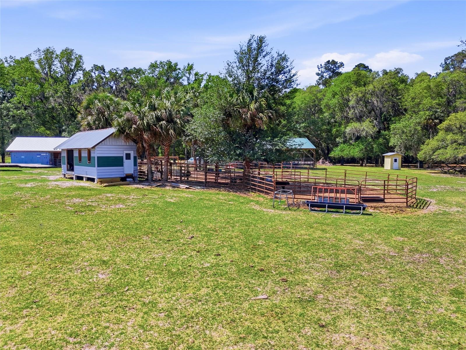 Image 42 of 52 For 22130 75th Avenue Road