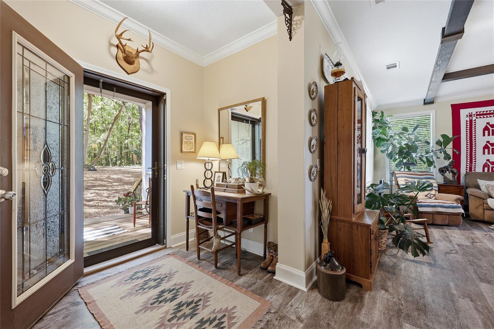 Image 9 of 52 For 22130 75th Avenue Road