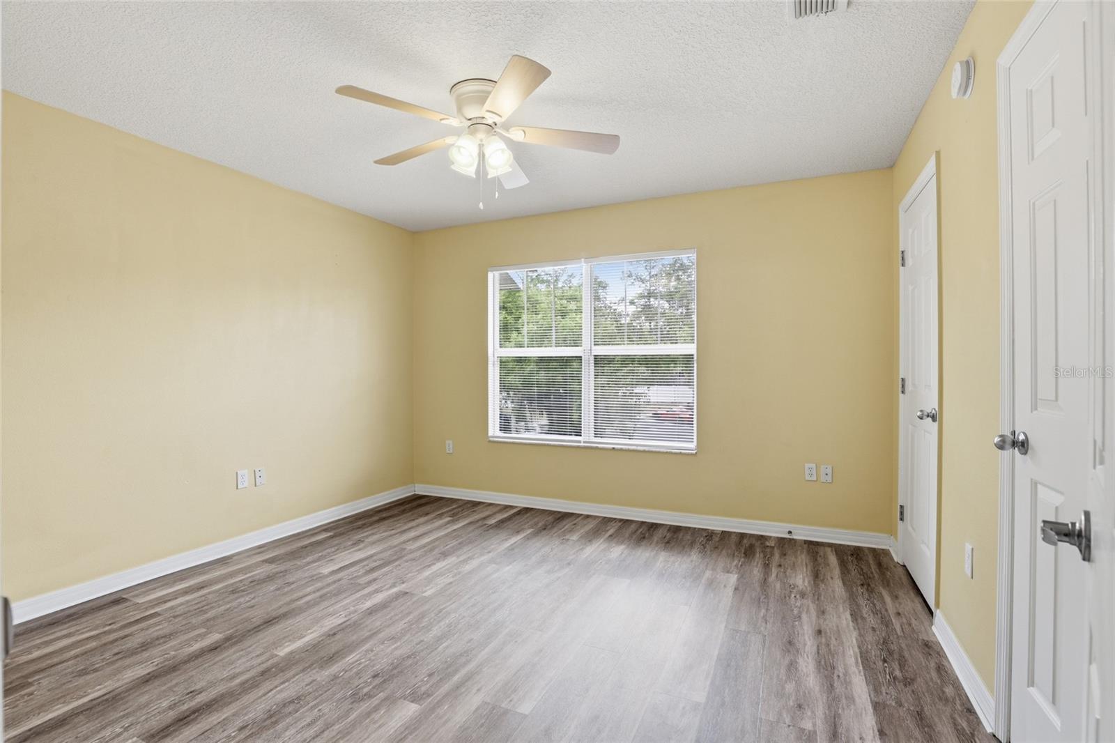 Image 17 of 28 For 2348 42nd Drive 153