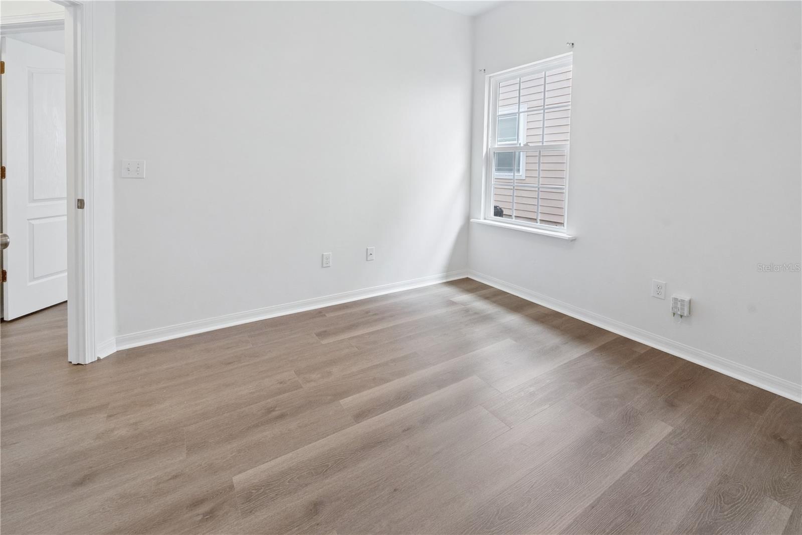 Image 20 of 32 For 7443 80th Drive
