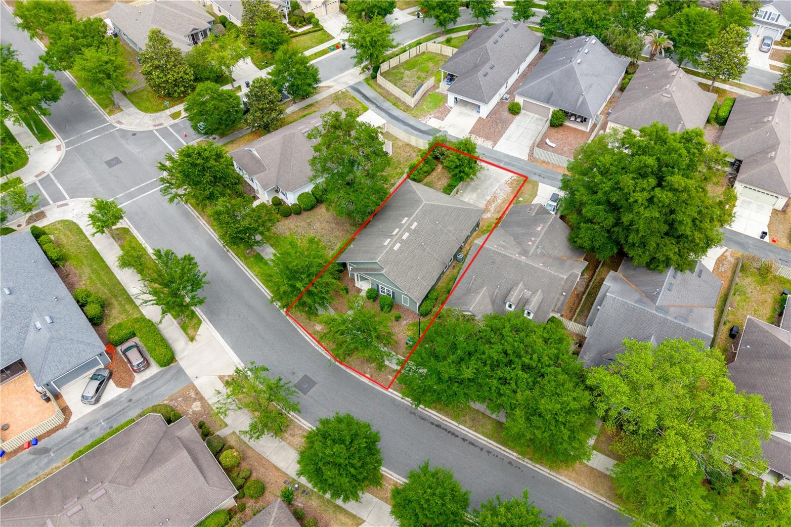 Image 3 of 32 For 7443 80th Drive