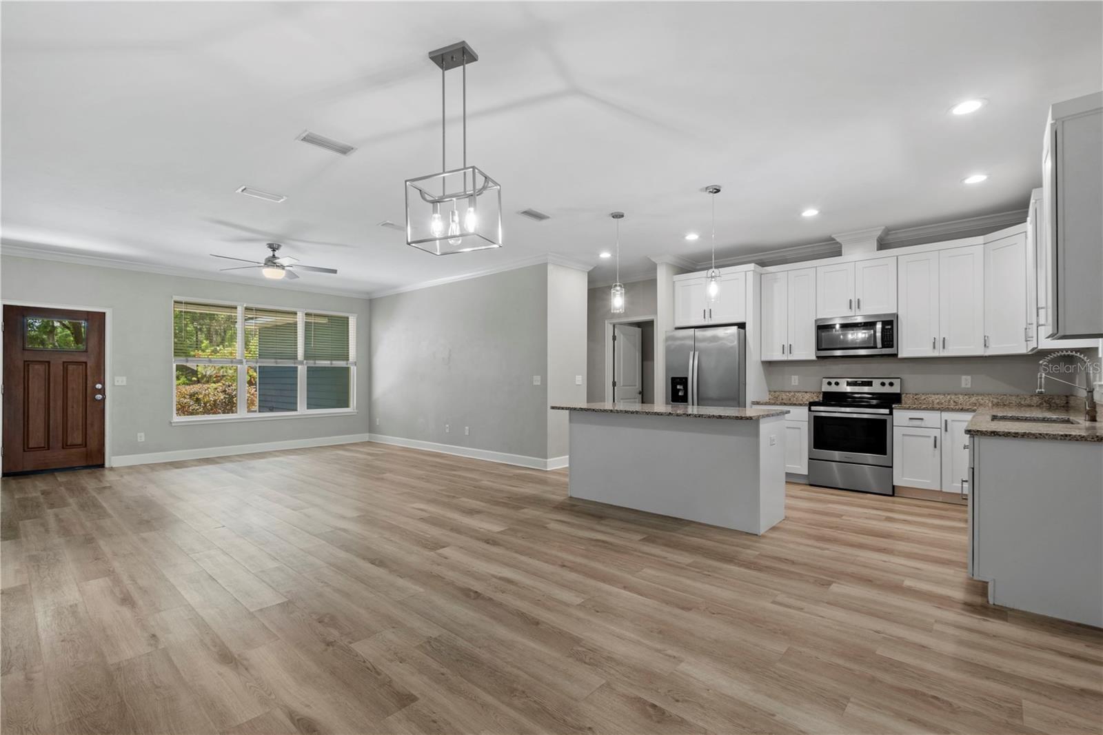 Image 3 of 17 For 25726 19th Avenue