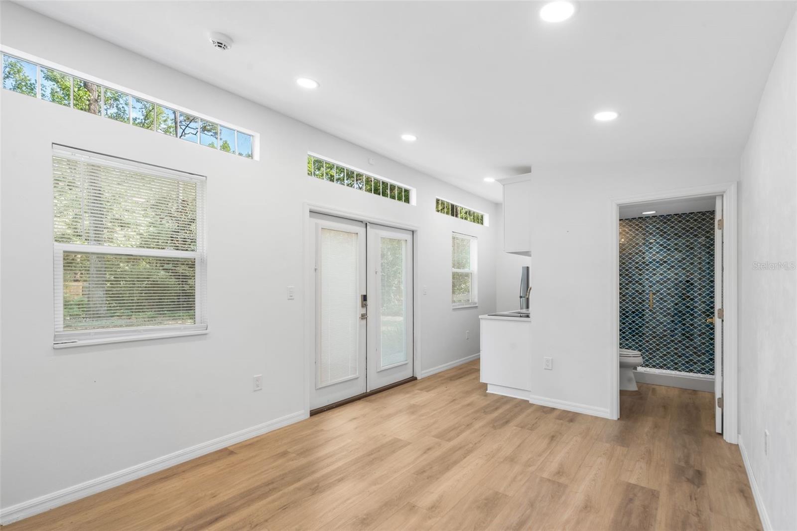 Image 50 of 83 For 2261 24th Avenue