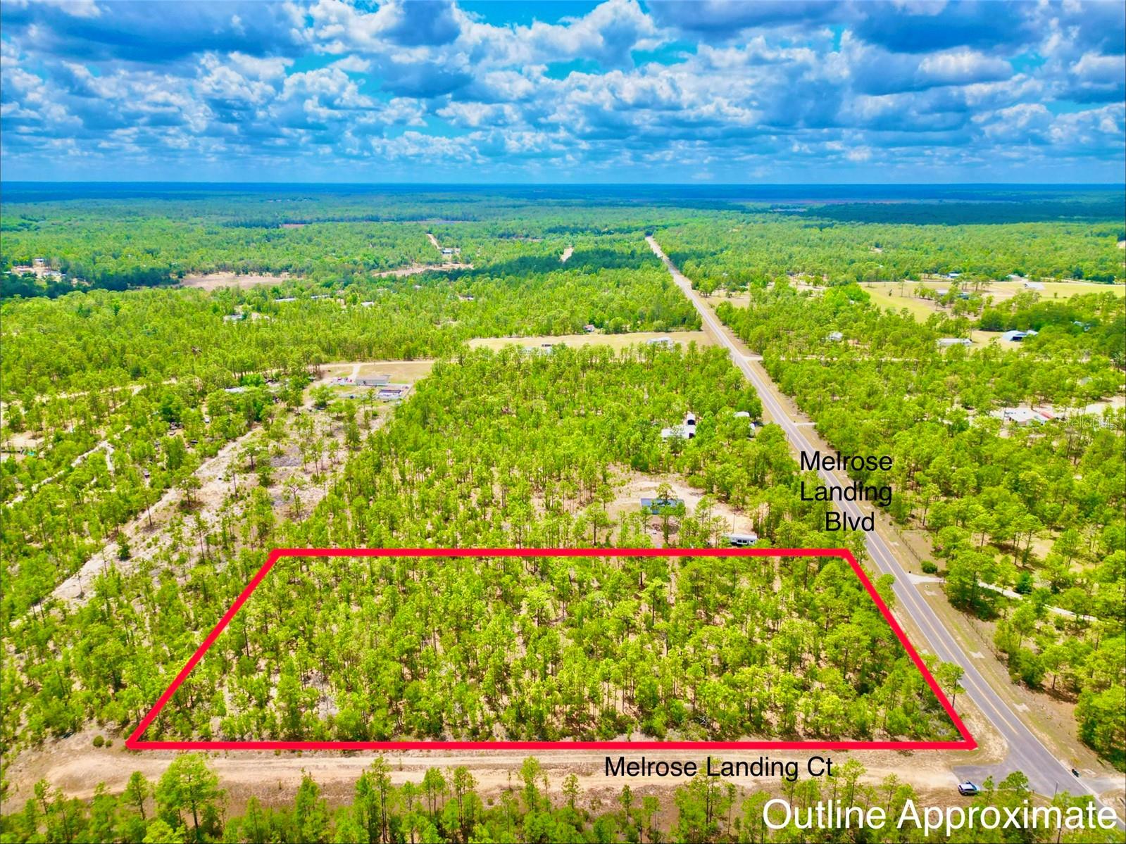 Listing photo id 11 for Melrose Landing Blvd