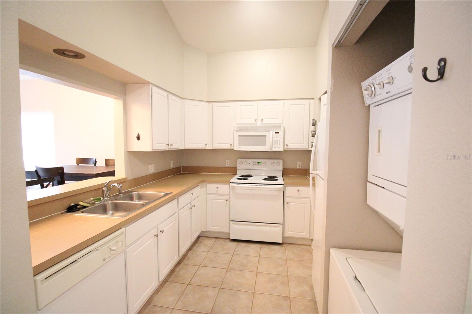 Image 3 of 33 For 9158 51st Road J303