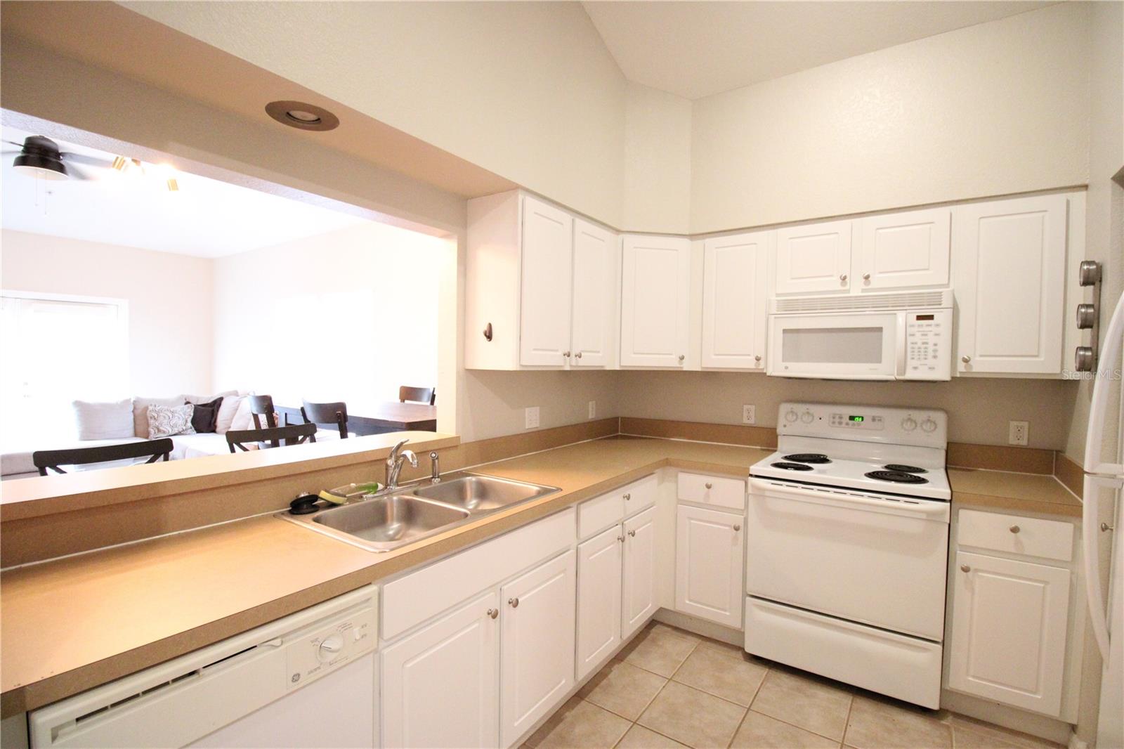 Image 7 of 33 For 9158 51st Road J303