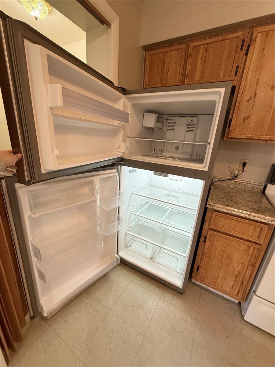 Image 4 of 12 For 615 11th Lane D