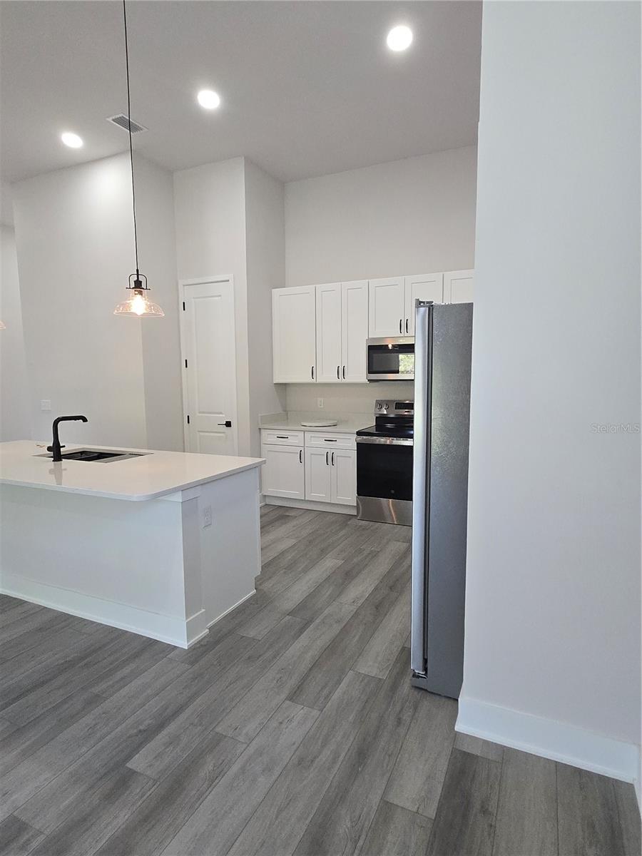 Image 14 of 49 For 6548 109th Place