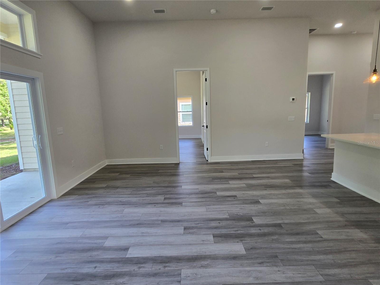 Image 16 of 49 For 6548 109th Place