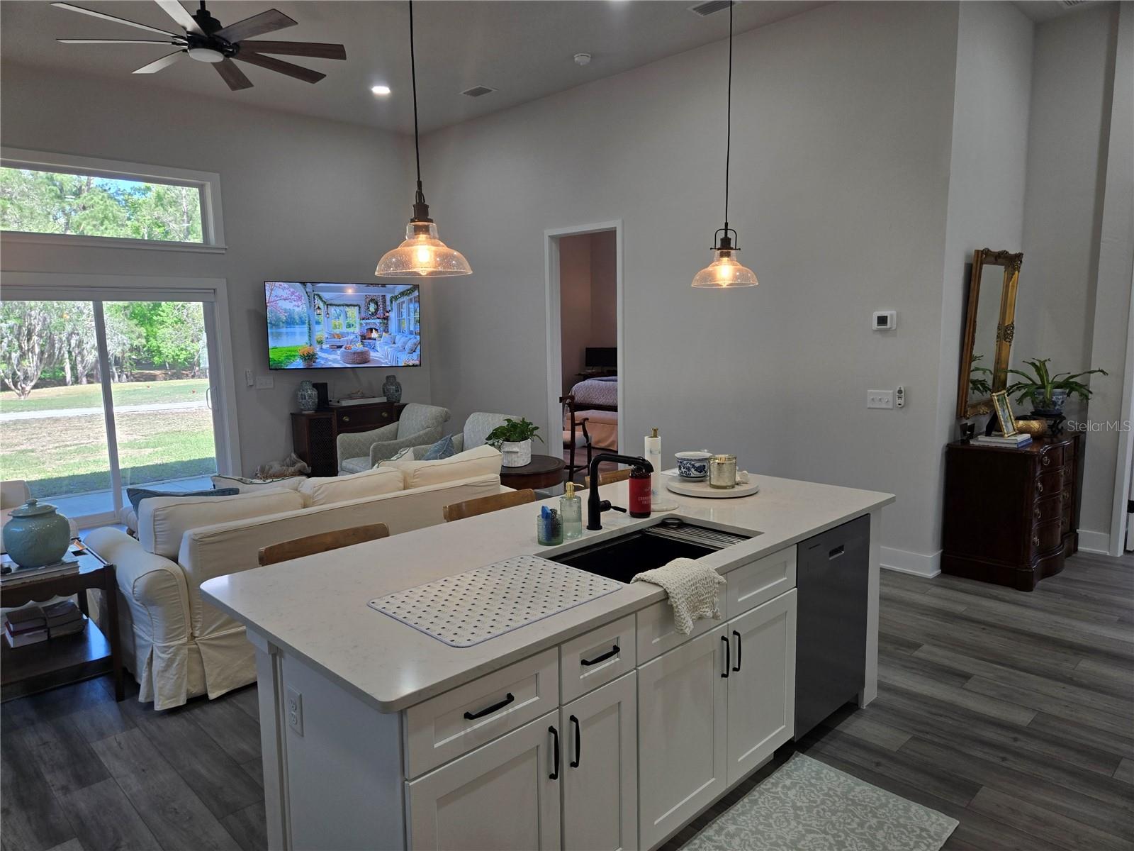 Image 18 of 49 For 6548 109th Place