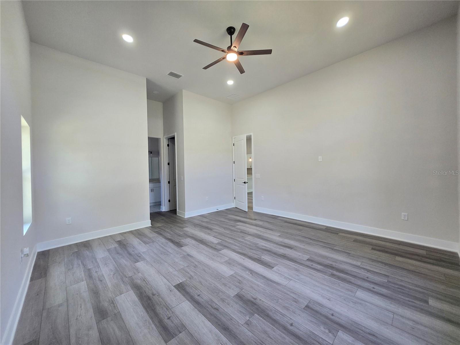 Image 40 of 49 For 6548 109th Place