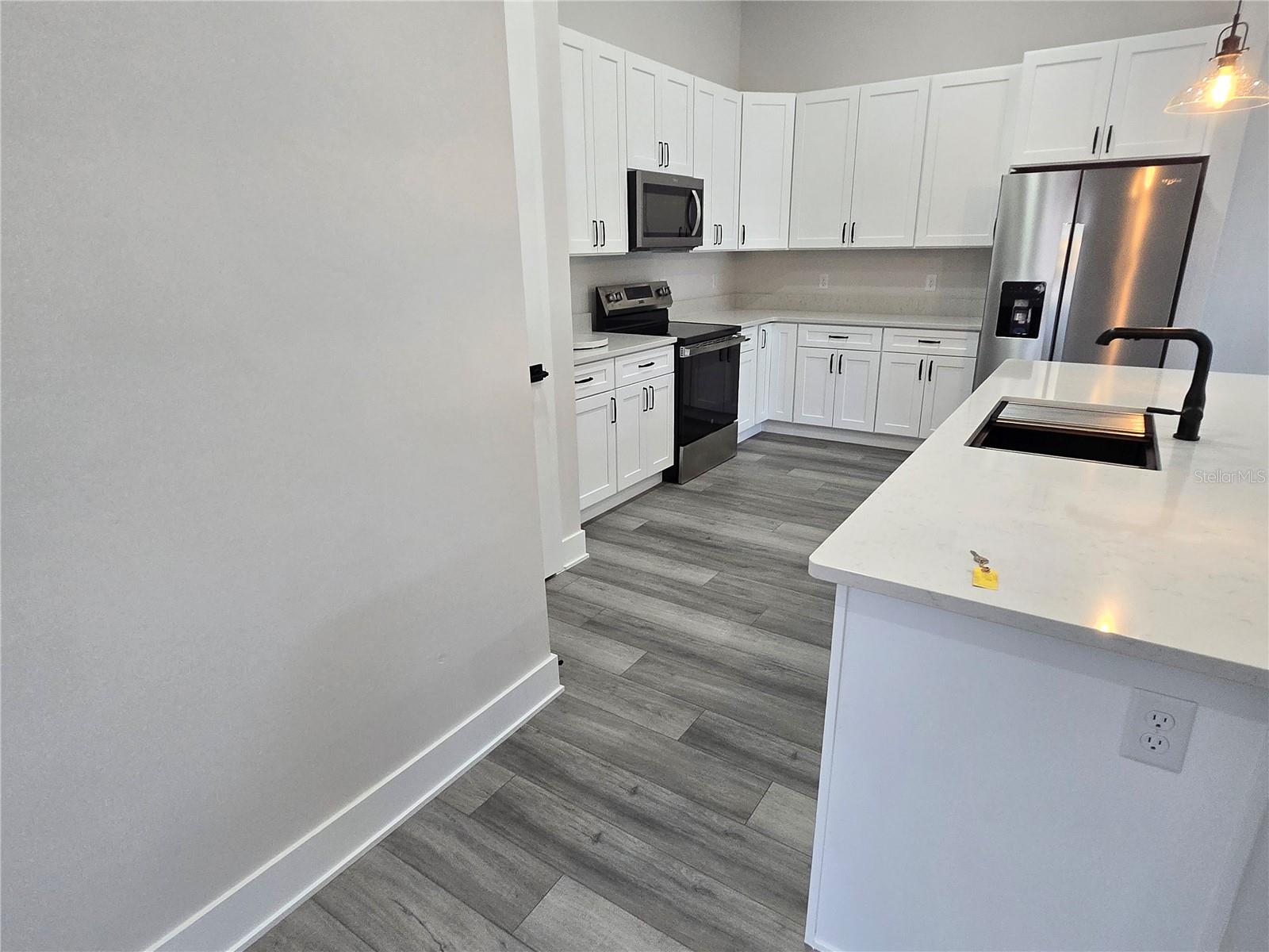 Image 8 of 49 For 6548 109th Place