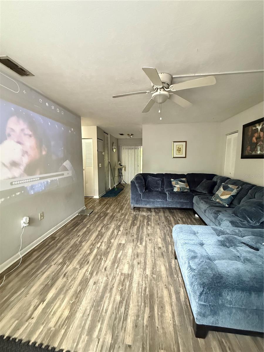 Image 11 of 11 For 615 11th Lane A