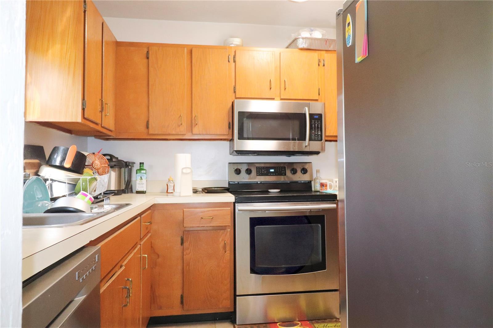 Image 12 of 39 For 2300 43rd Street T-3 - Room