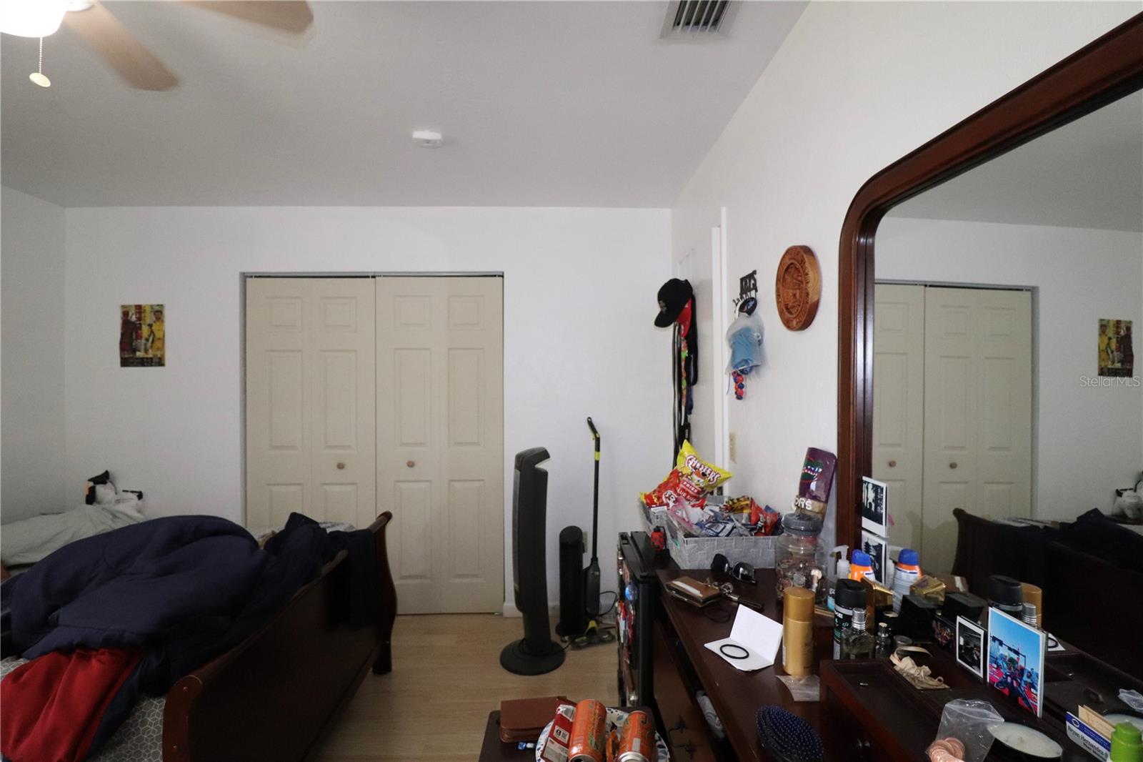Image 23 of 39 For 2300 43rd Street T-3 - Room
