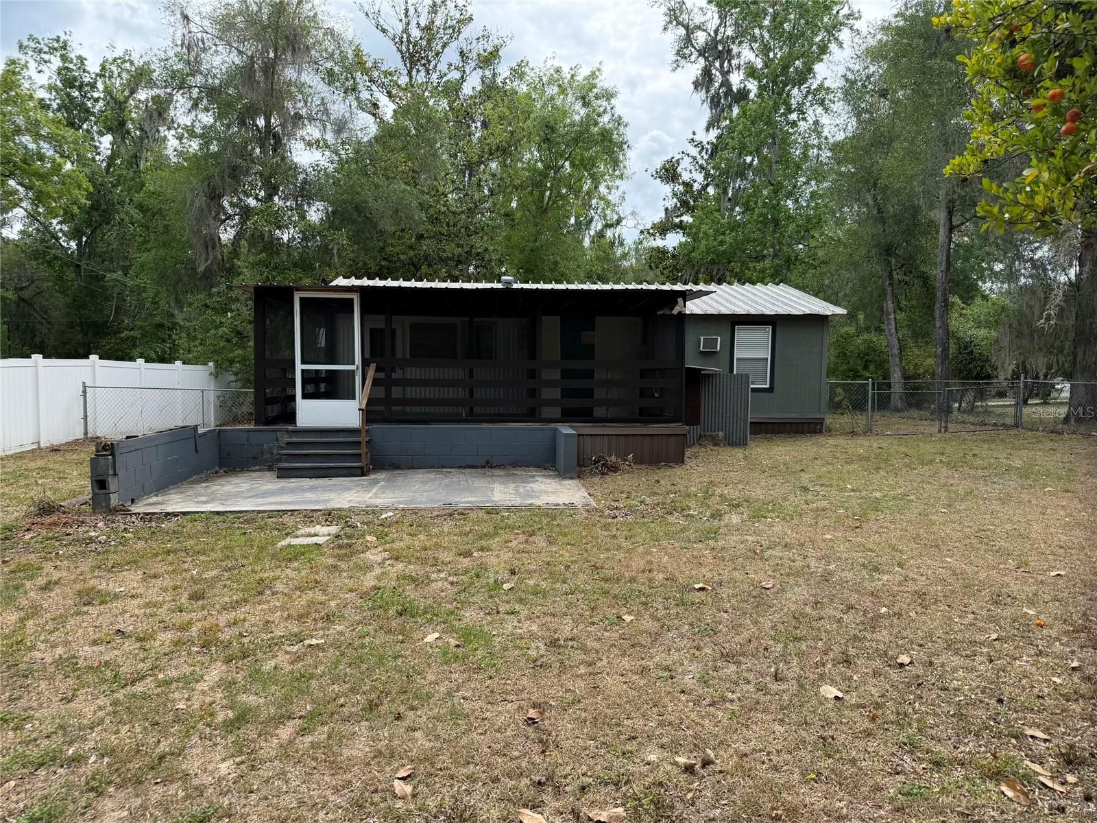 Image 19 of 25 For 8732 Cr 647 S