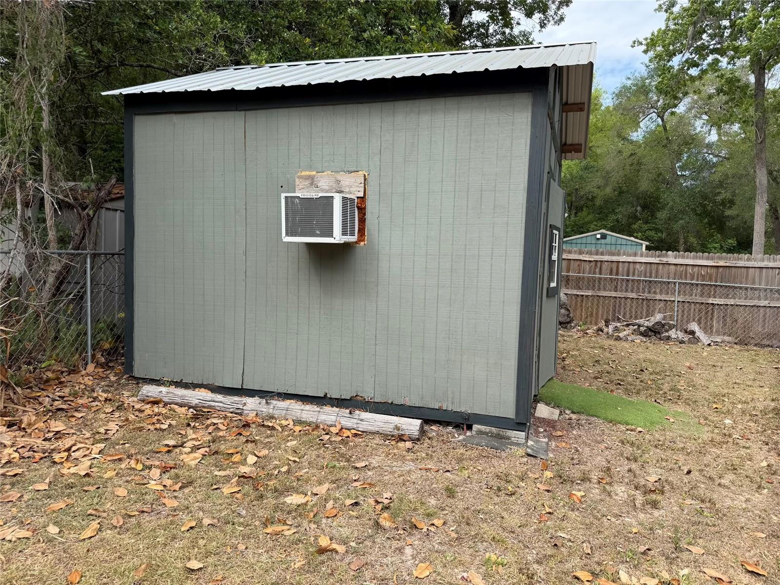 Image 23 of 25 For 8732 Cr 647 S