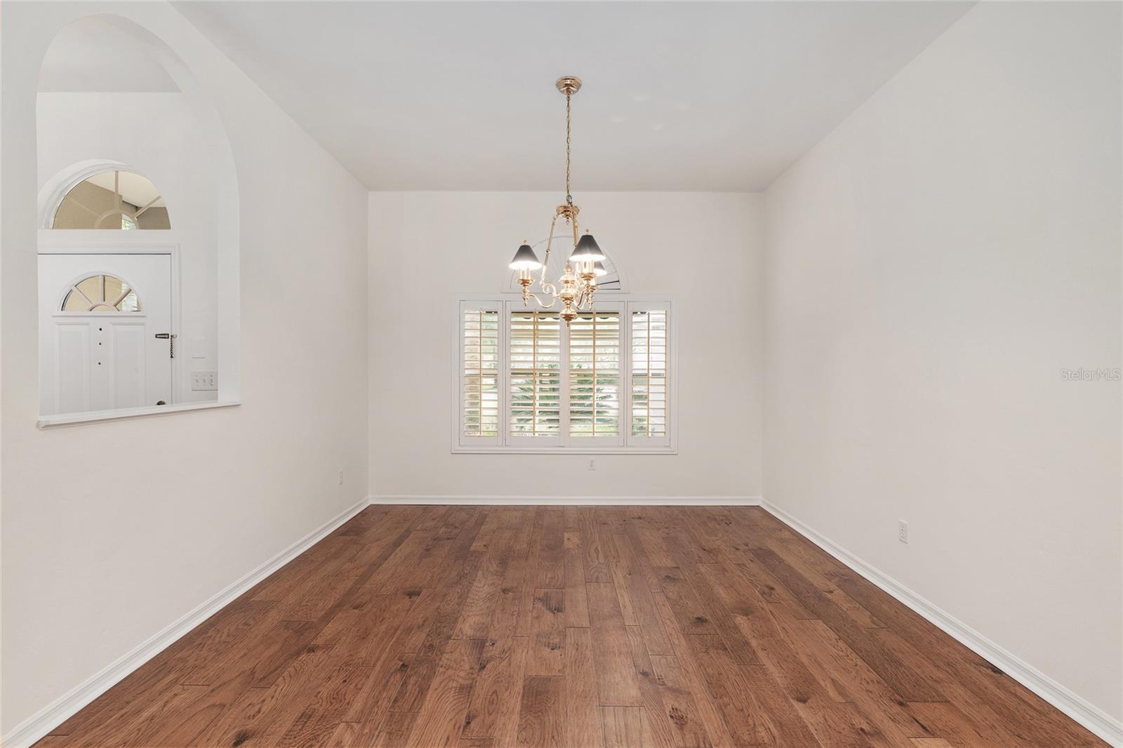 Image 13 of 72 For 13717 1st Road