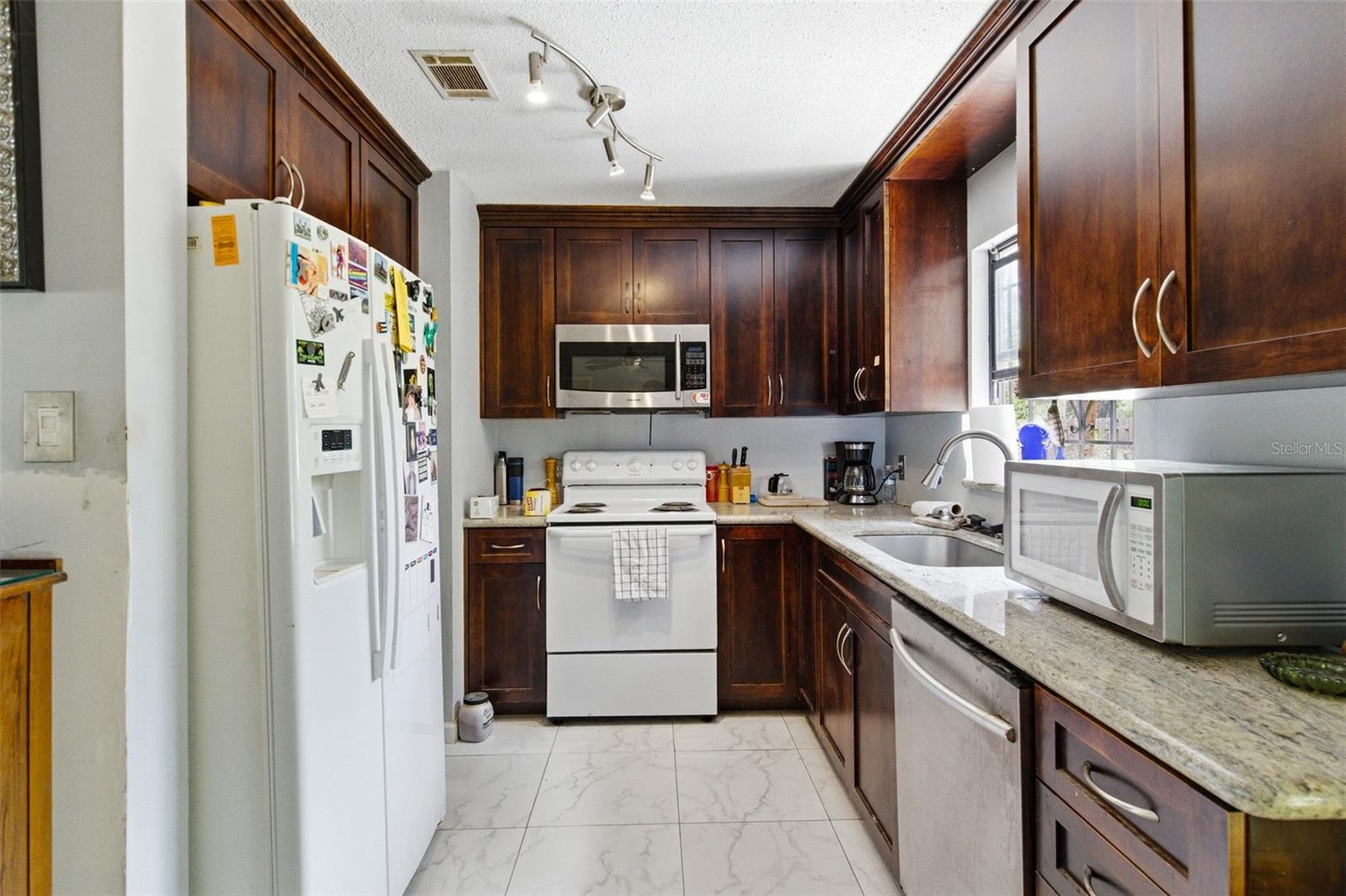 Image 7 of 17 For 2849 57th Place