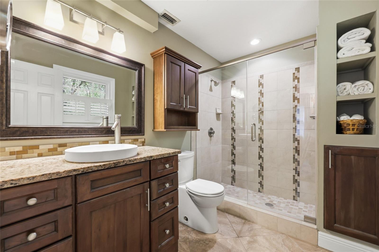 Image 15 of 40 For 9702 52nd Lane