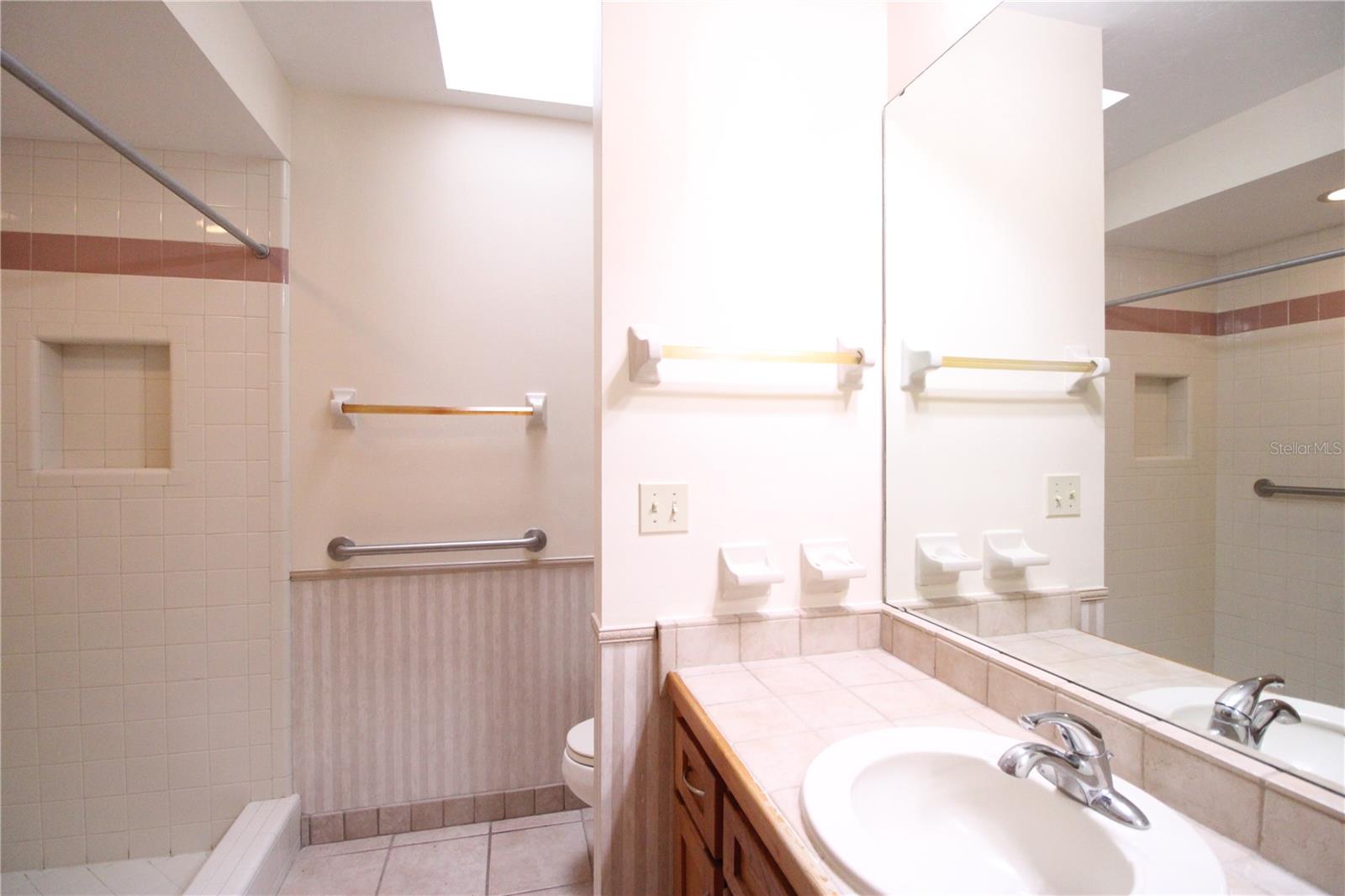 Image 11 of 22 For 4035 37th Drive