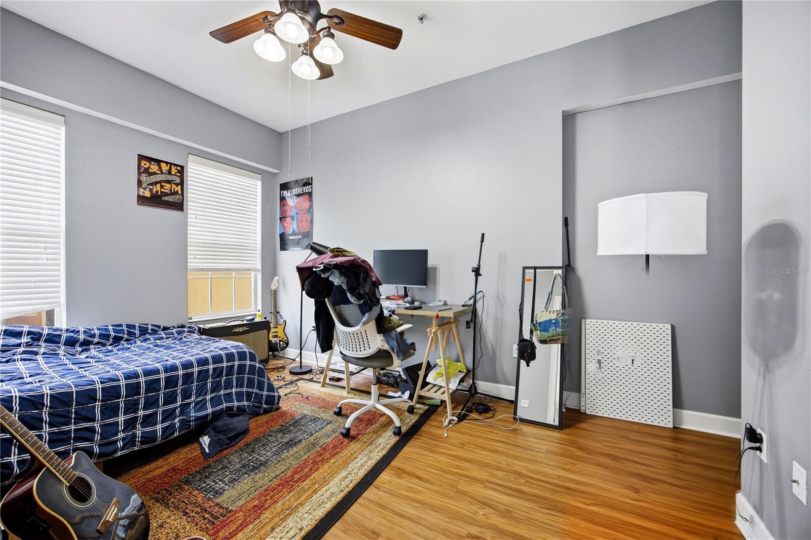 Image 20 of 37 For 325 14th Street 307