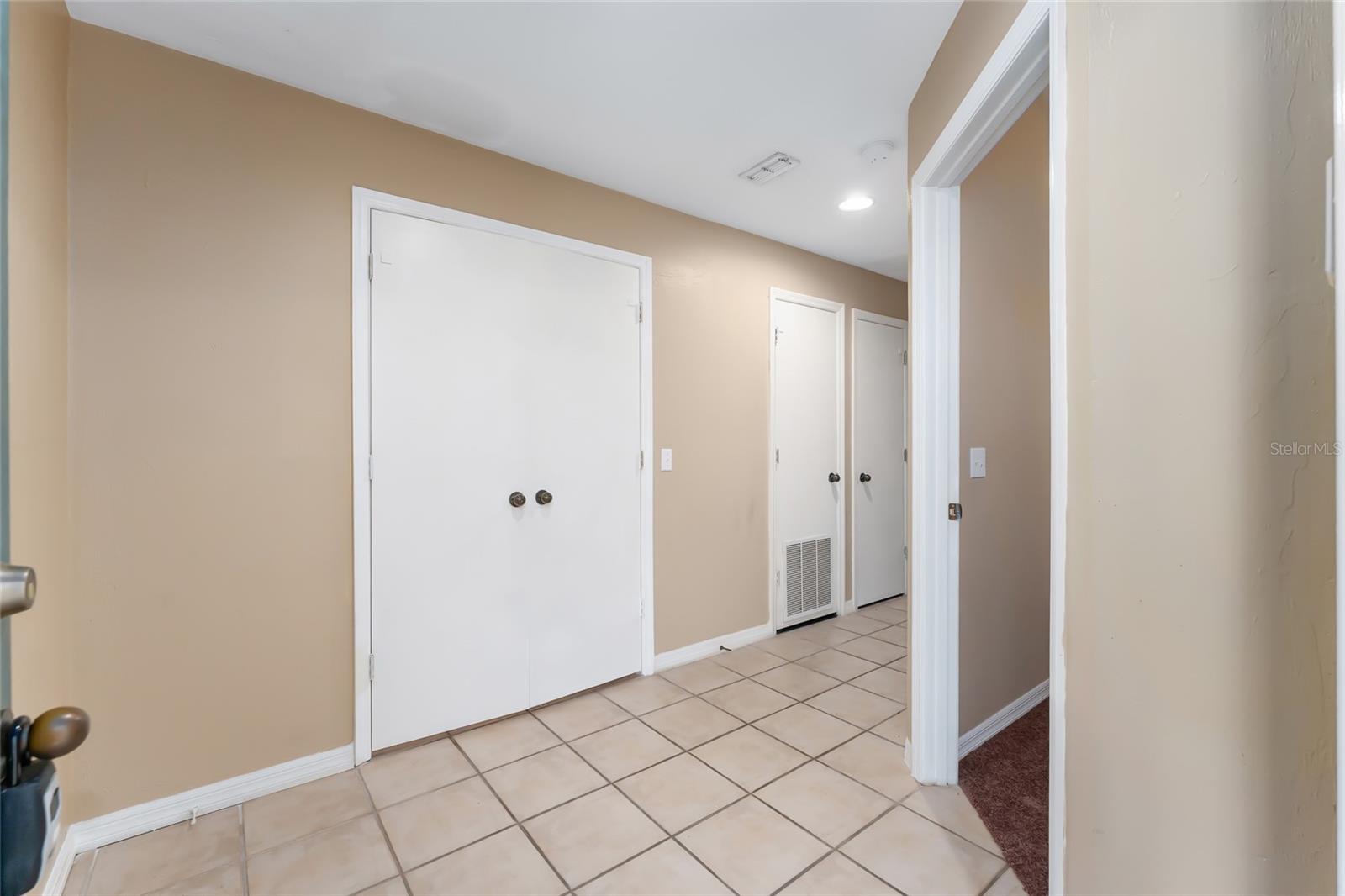 Image 13 of 41 For 4700 Archer Road 13