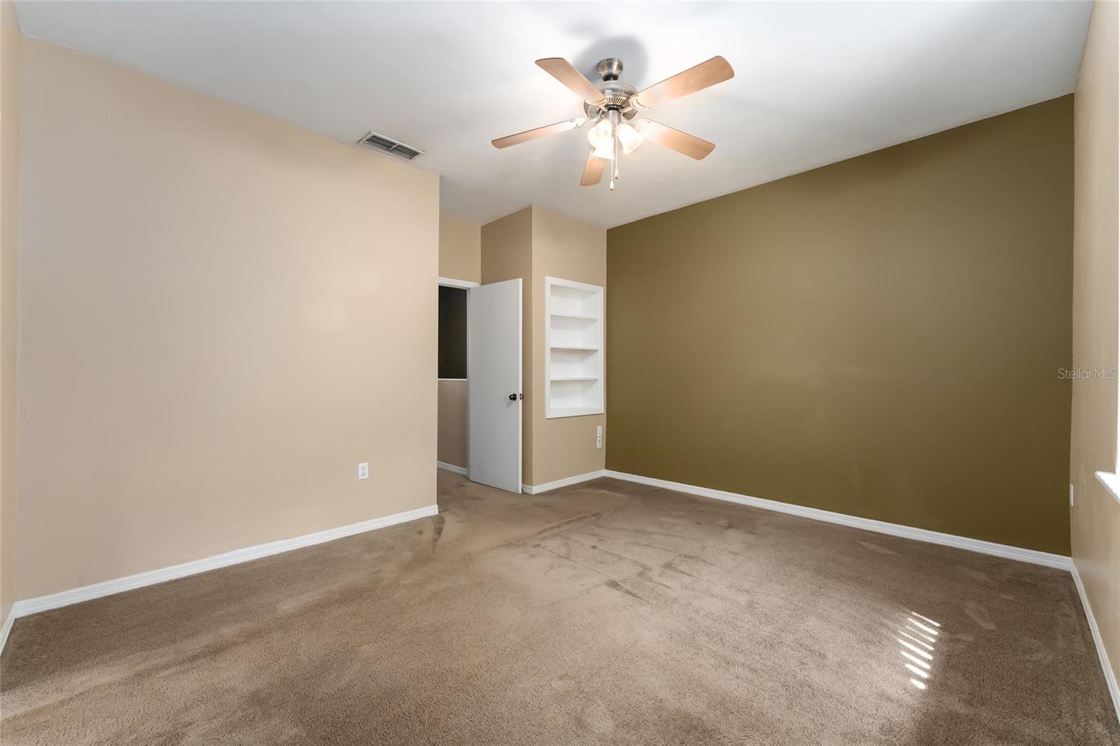 Image 32 of 41 For 4700 Archer Road 13