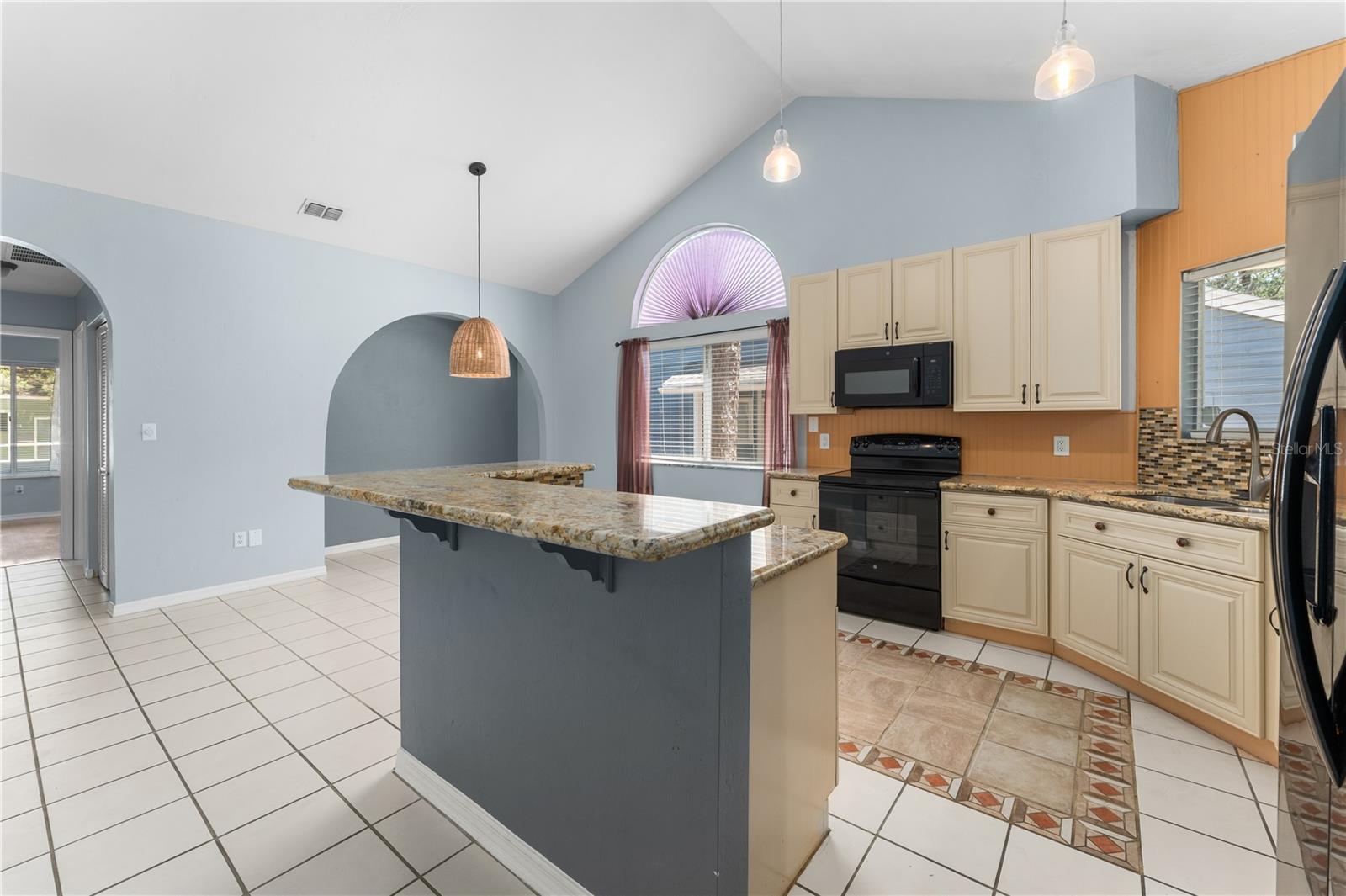 Image 12 of 36 For 839 125th Drive