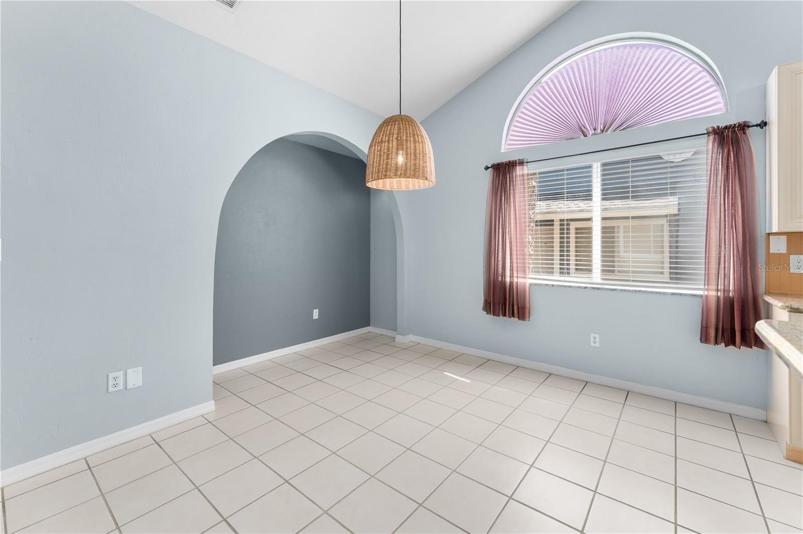 Image 18 of 36 For 839 125th Drive