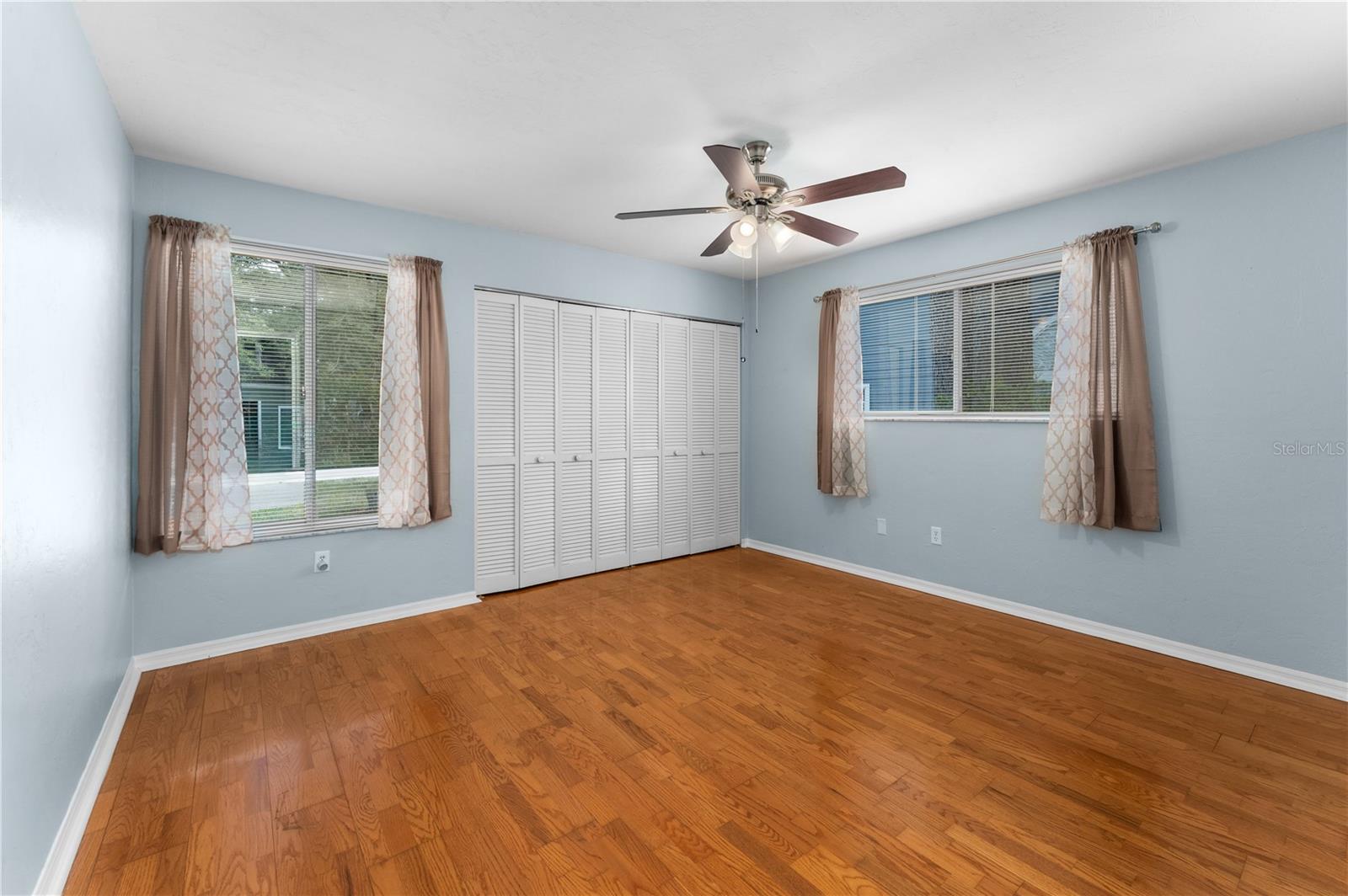 Image 19 of 36 For 839 125th Drive