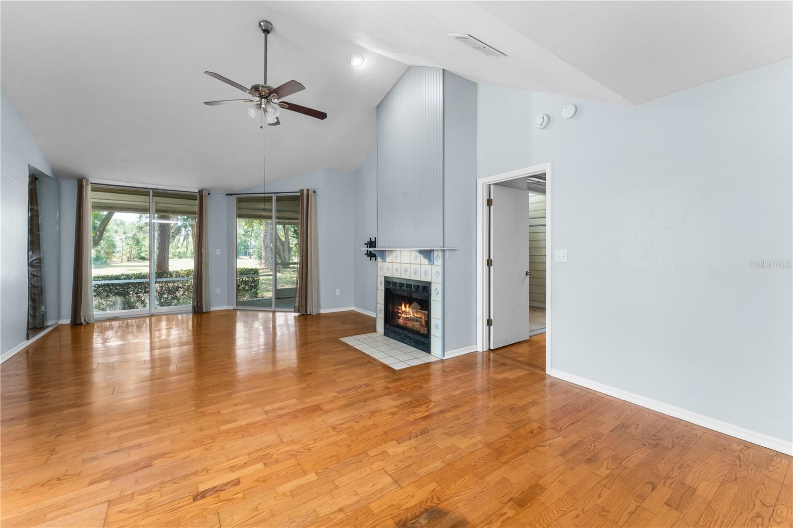 Image 9 of 36 For 839 125th Drive