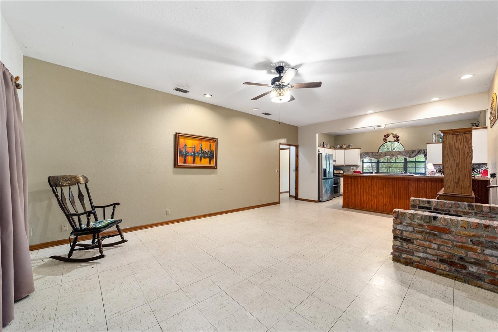 Image 22 of 72 For 5670 34th Street