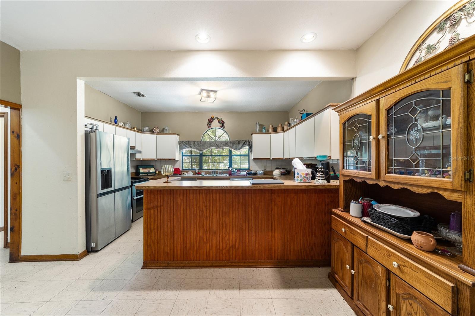 Image 26 of 72 For 5670 34th Street